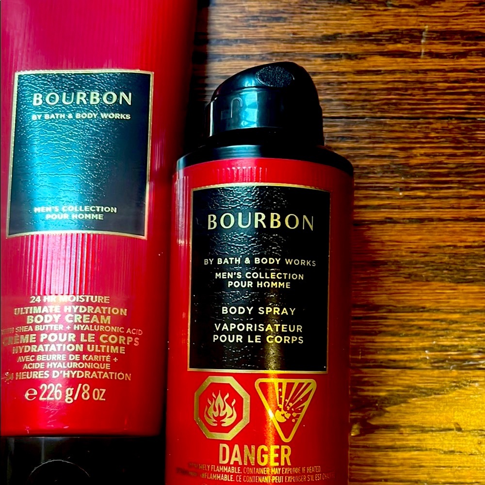 Bath & Body Works Red and Black Moisturizer Set - Picture 7 of 9